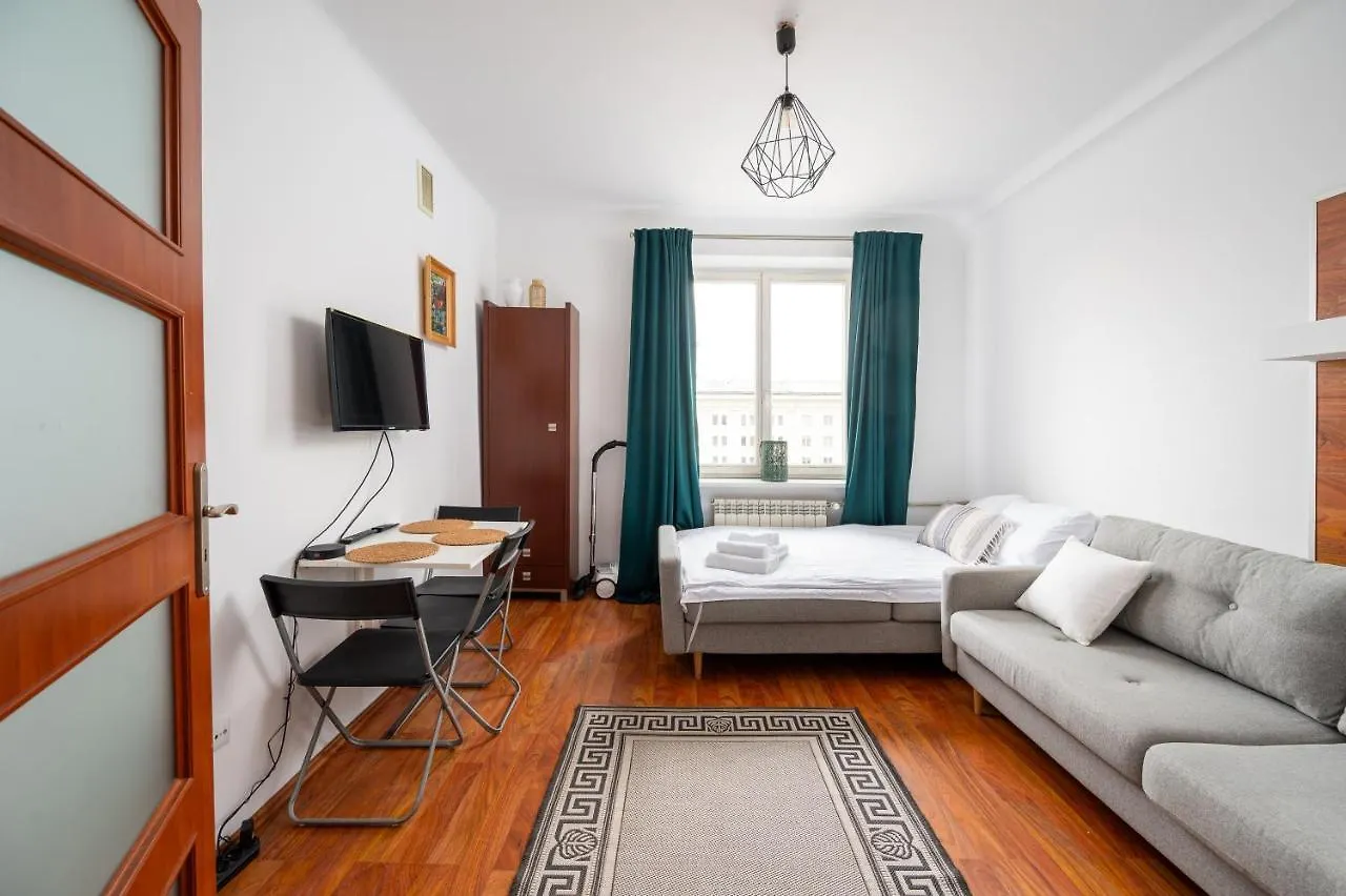 Kino Femina Comfort Studio Варшава 0*,  Польша